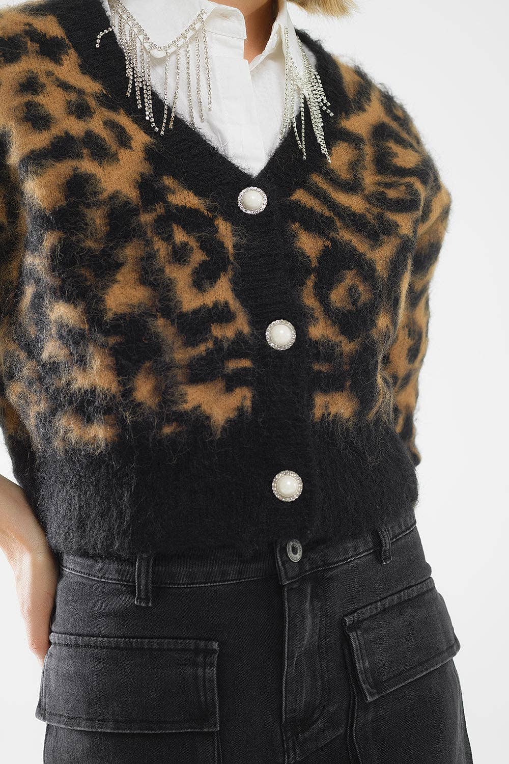 Leopardenmuster Strickjacke aus Wollstrick in Camel