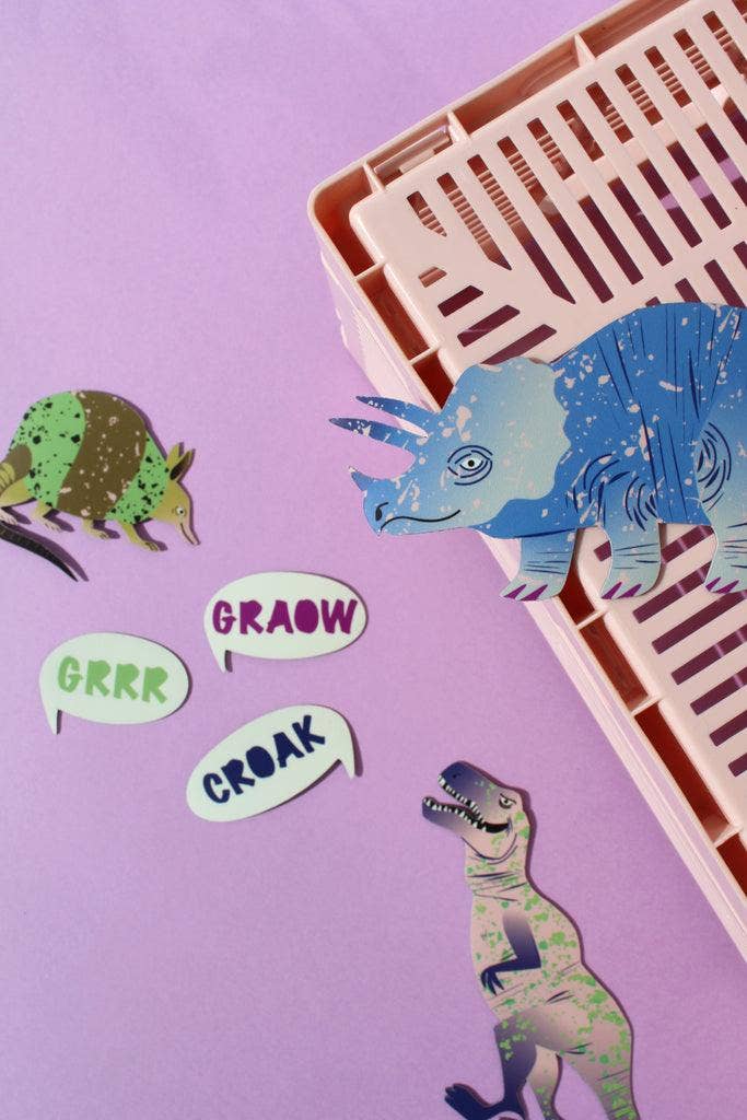 Magnetisches Spiel mit Dinosauriern