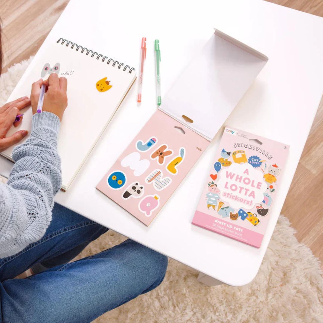Sticker Buch - Stickiville x Suzy Ultman: A Whole Lotta Stickers!