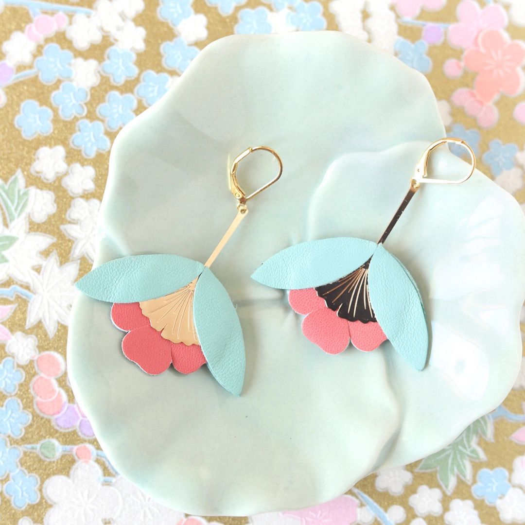 Damen Ohrringe 'Ginkgo-Blüten' helltürkis/pink