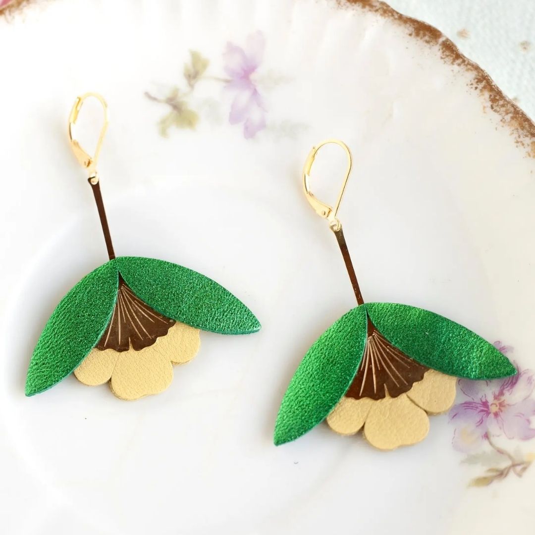 Damen Ohrringe 'Ginkgo-Blüten' grün/gelb