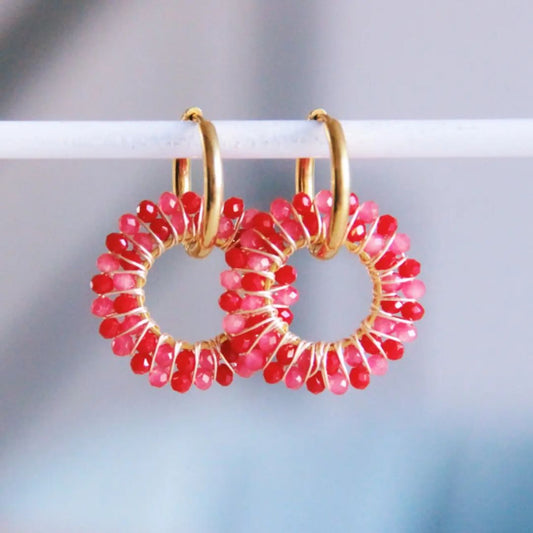 Damen Ohrringe mit runden Facetten-Anhängern sorbet/bordeaux