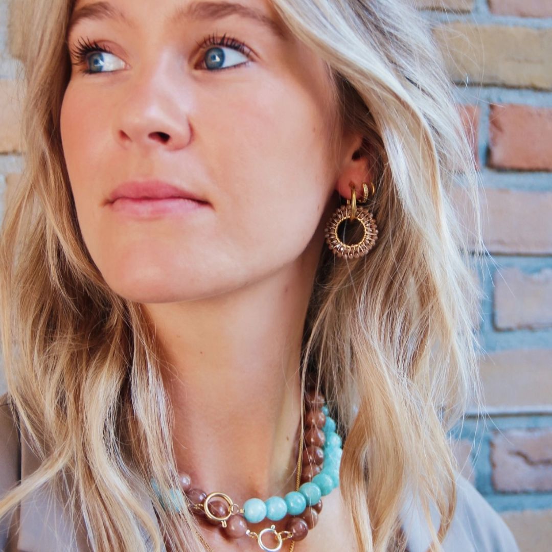 Damen Ohrringe mit runden Facetten-Anhängern sorbet/bordeaux