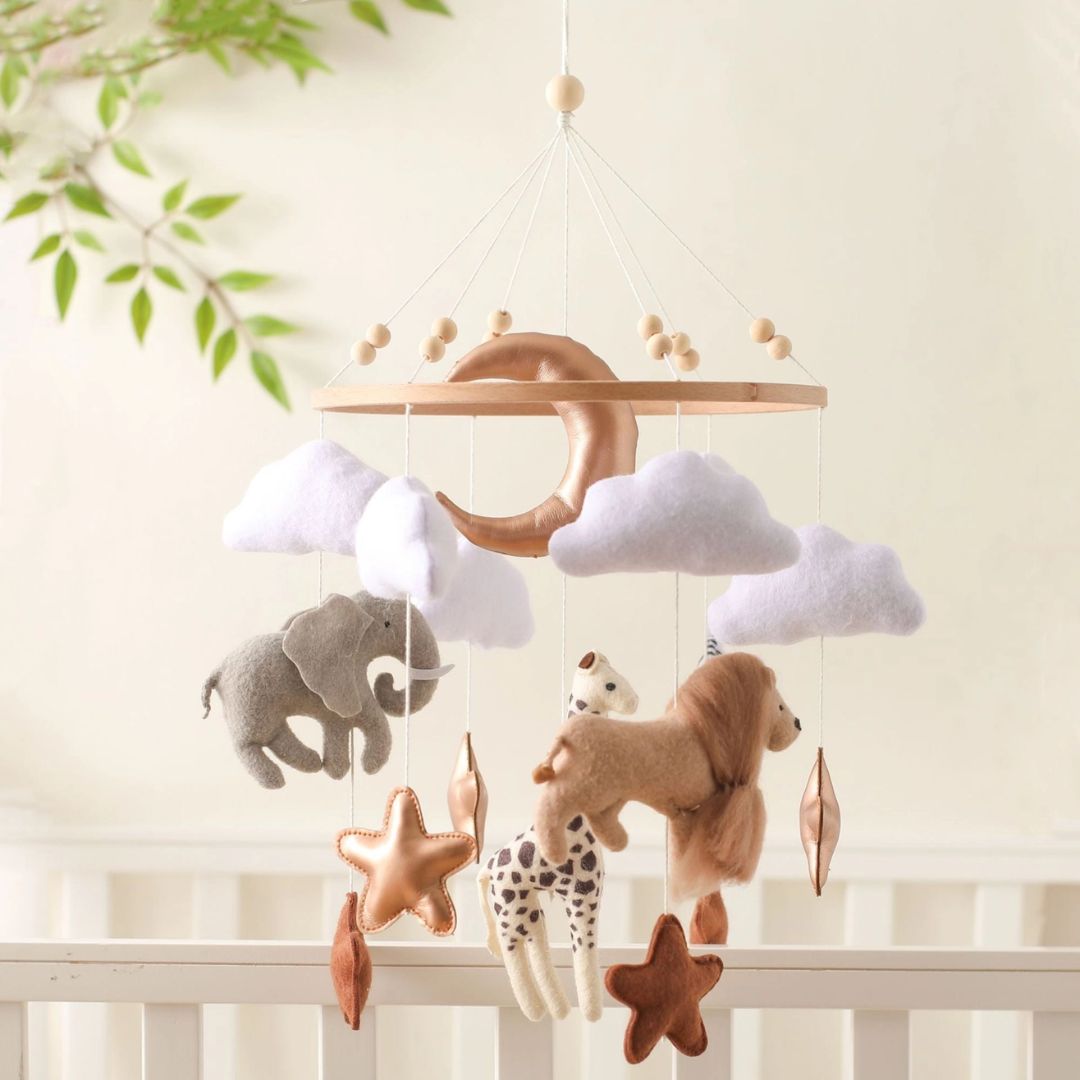 Handgefertigtes Baby-Mobile 'Safari' | Filz & Holz