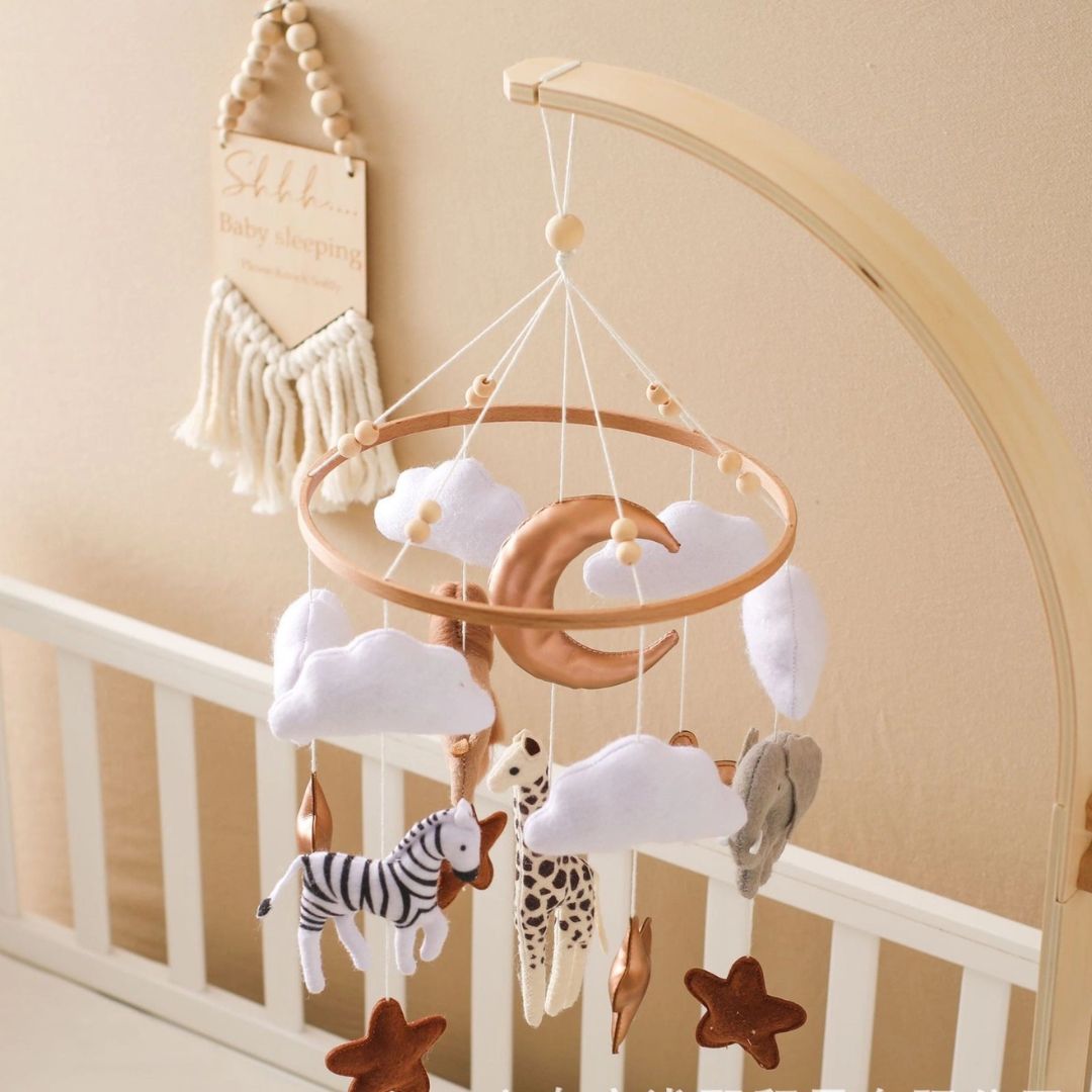 Handgefertigtes Baby-Mobile 'Safari' | Filz & Holz