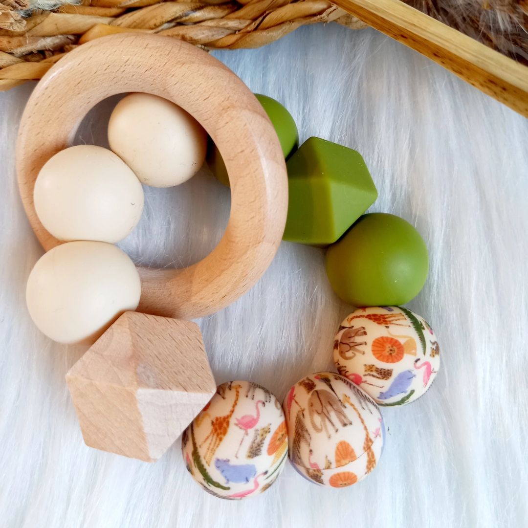 Happy Beißring 'Safari' grün/beige