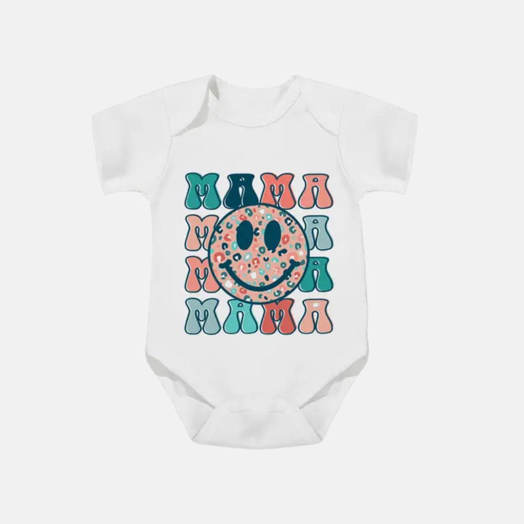 MAMA Smiley Kuscheliger Baby-Body