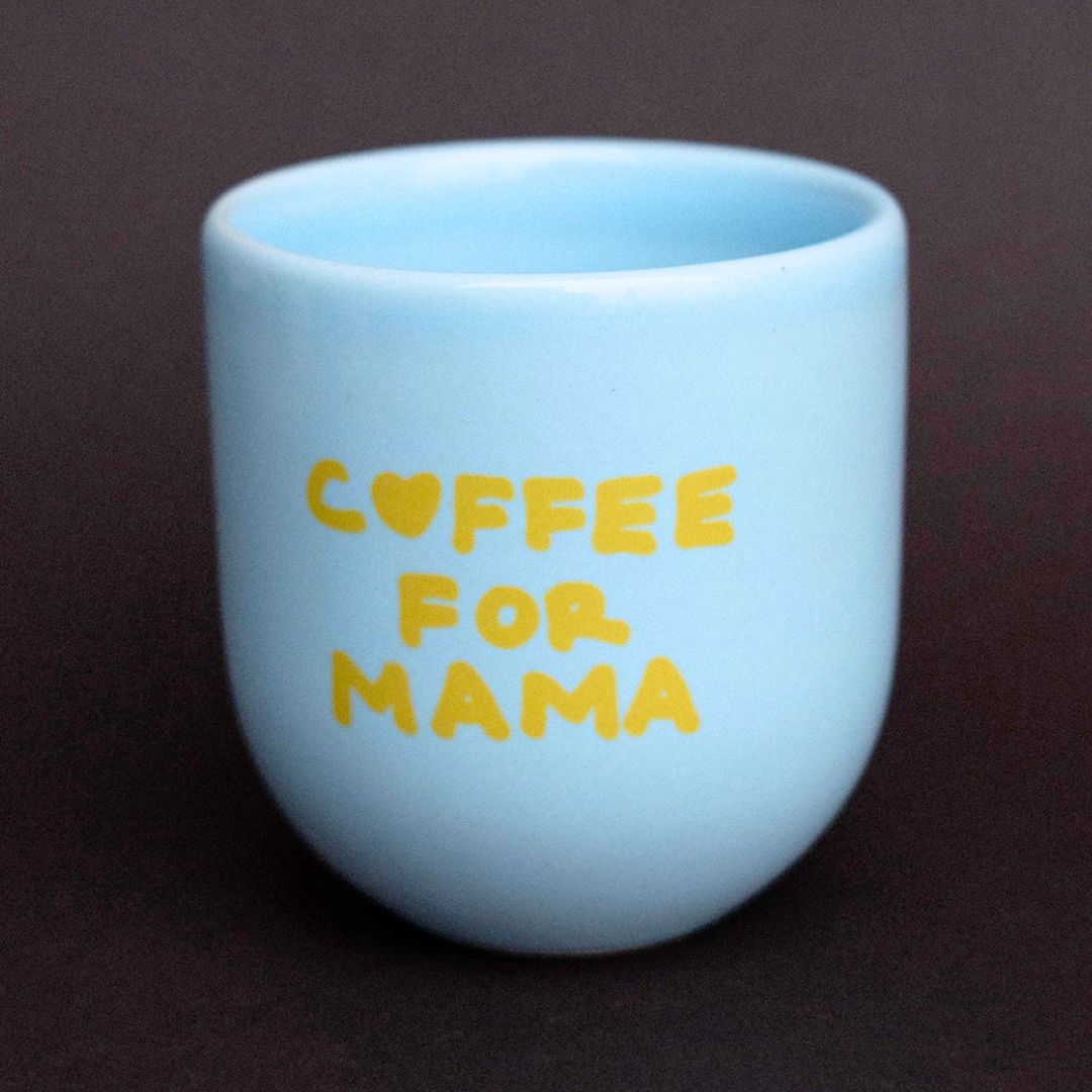 Keramikbecher 'Coffee For Mama' blau/gelb