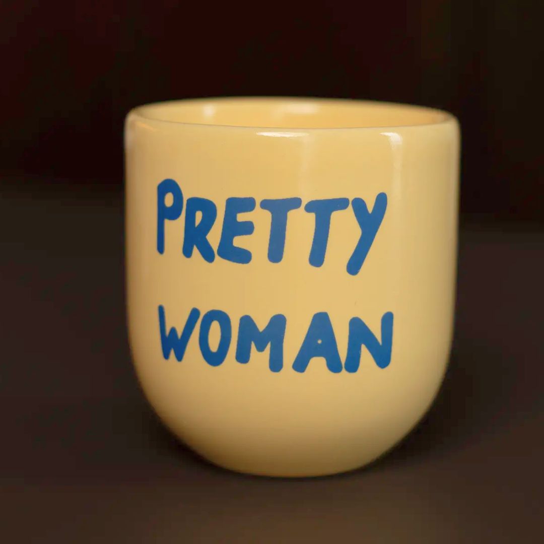 Keramikbecher 'PRETTY WOMAN' weiß/blau
