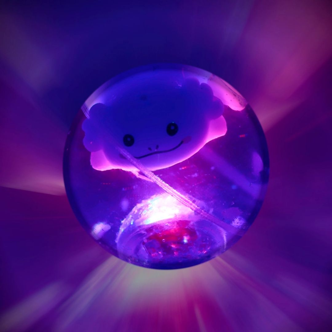 Hochspringender LED-Ball 'Axolotl'