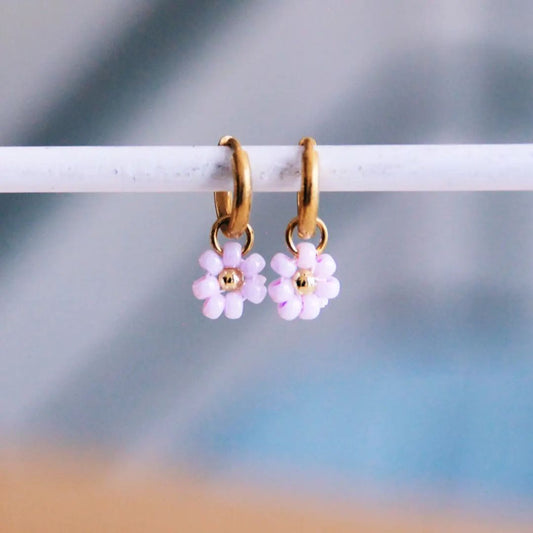 Damen Ohrringe gold mit Gänseblümchen flieder