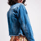 Damen Jeansjacke in heller Waschung mit rohem Saumabschluss