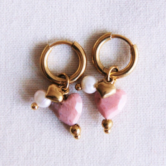 Damen Ohrringe Creolen mit Edelsteinherz und Perlen