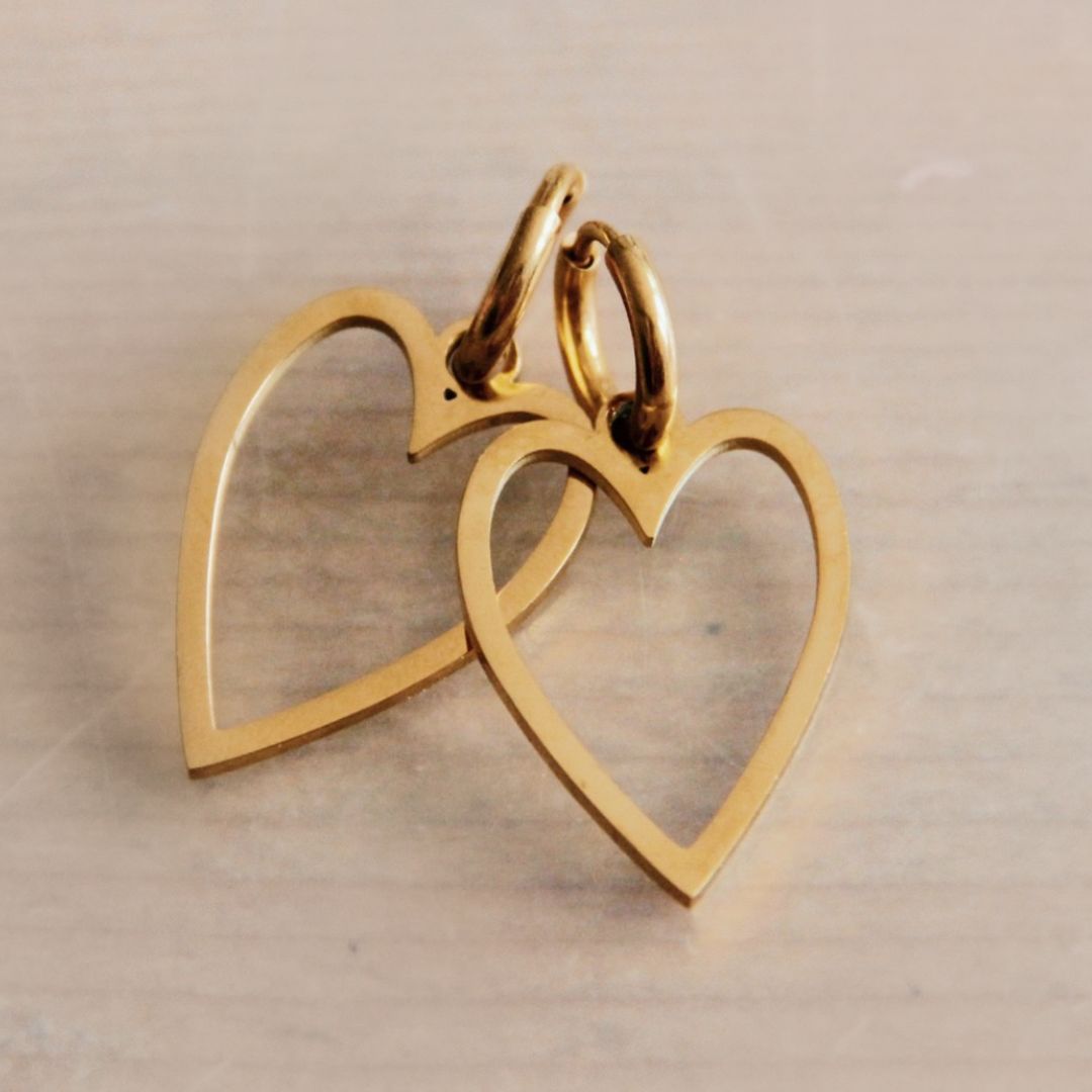 Damen Ohrringe mit langem Herz in Gold