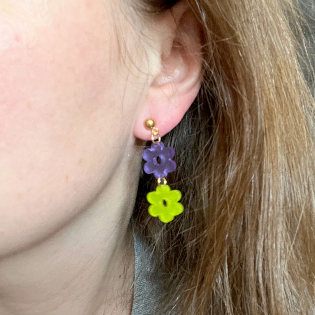 Damen Ohrringe Bunte Blumen violett/lime