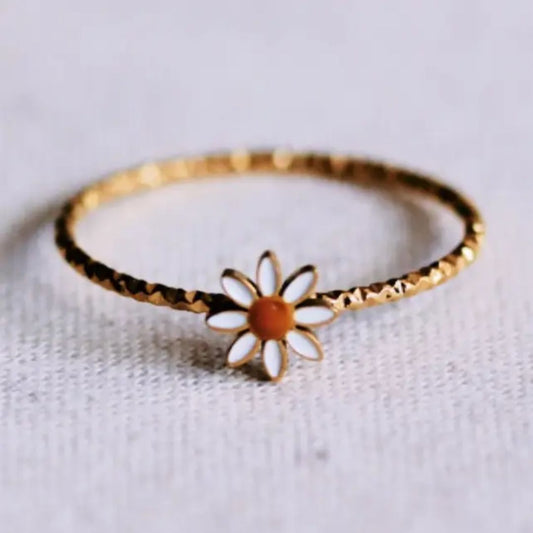 Damen Ring gedreht mit Gänseblümchen