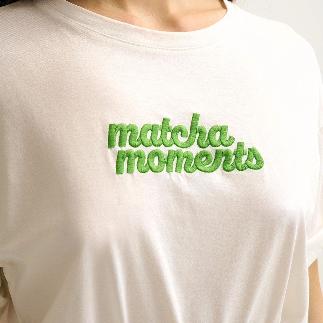 Damen T-Shirt bestickt 'Matcha-Moments' weiß/grün