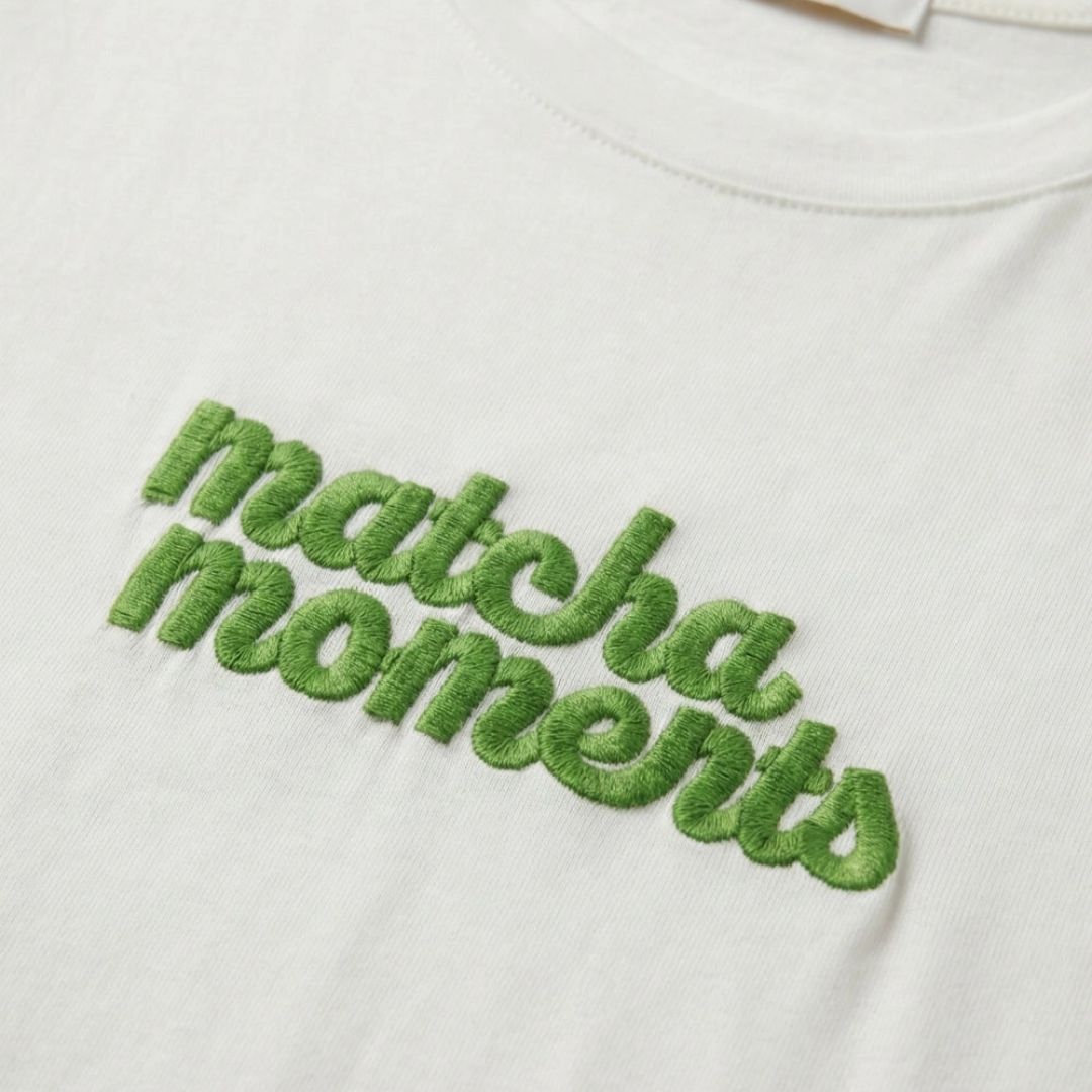 Damen T-Shirt bestickt 'Matcha-Moments' weiß/grün