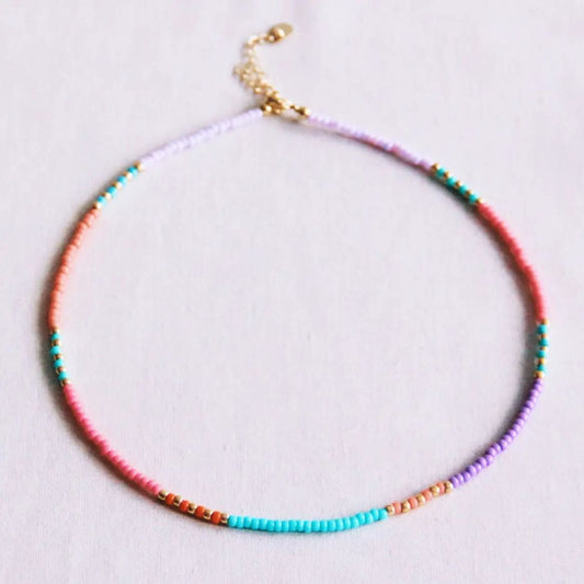 Damen Halskette mit bunten und goldfarbenen Perlen