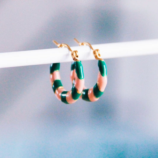 Damen Creolen 'Colorful Hoops' 20 mm grün/pink