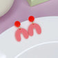 Damen Squishy Arch Bogen Ohrringe in knallrot/erdbeer