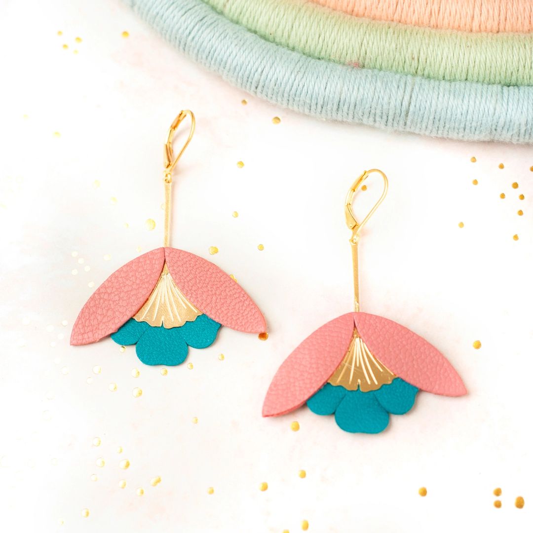 Damen Ohrringe 'Ginkgo-Blüten' tealblau/rosa