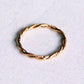 Damen Ring minimalistisch geflochten gold