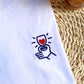 Besticktes Damen-T-Shirt 'Rotes Herz' weiß
