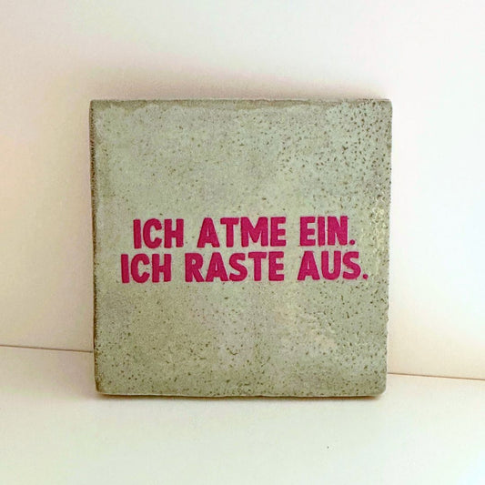 Designkachel | Fliese 'Ich atme ein. Ich raste aus.' hellgrün/purpur