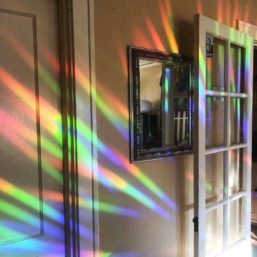 Suncatcher Regenbogen Fensteraufkleber im kawaii Stil