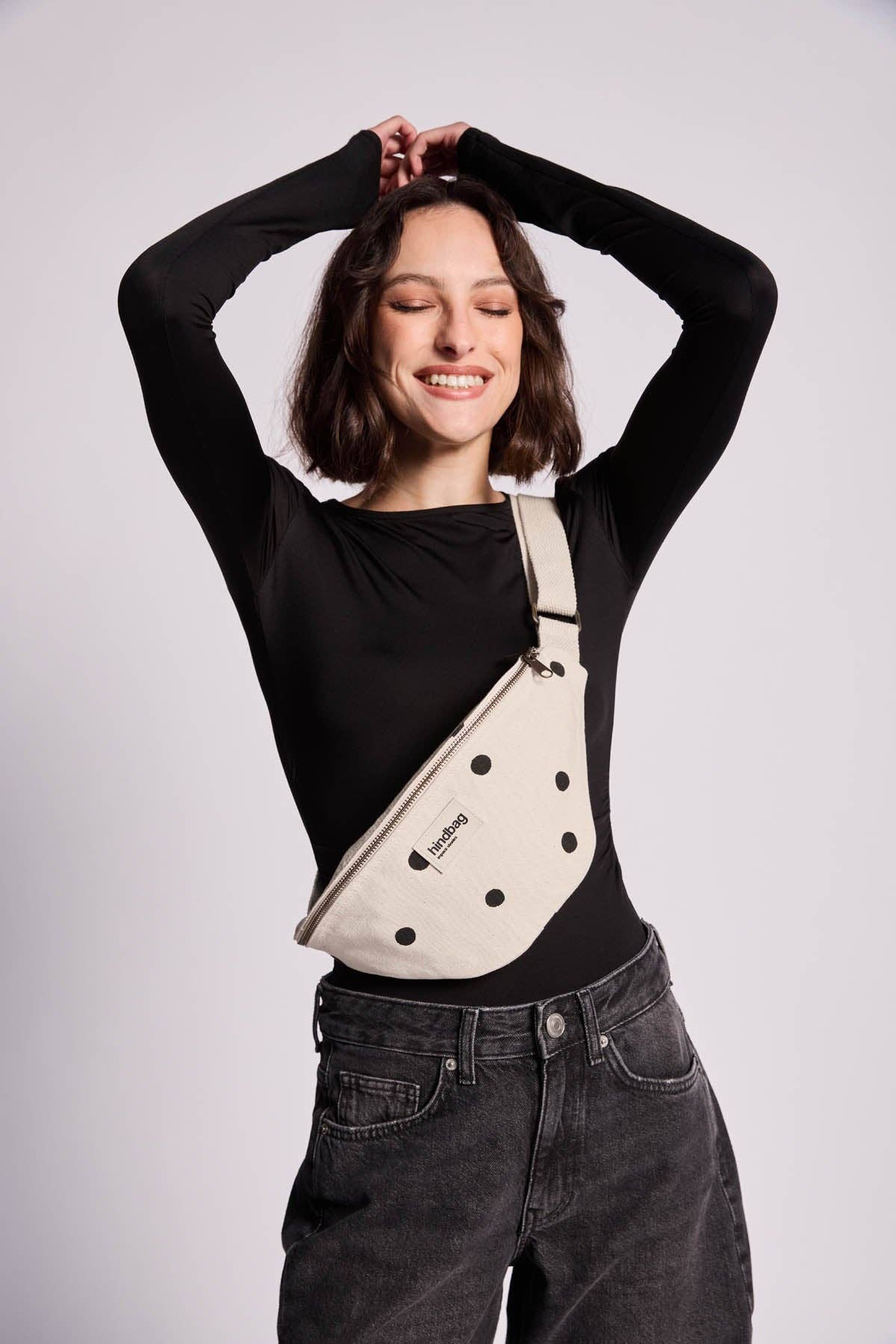 Damen Gürteltasche 'Olivia Punkte' ecru