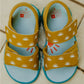 Farbwechselnde Sandalen