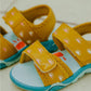 Farbwechselnde Sandalen