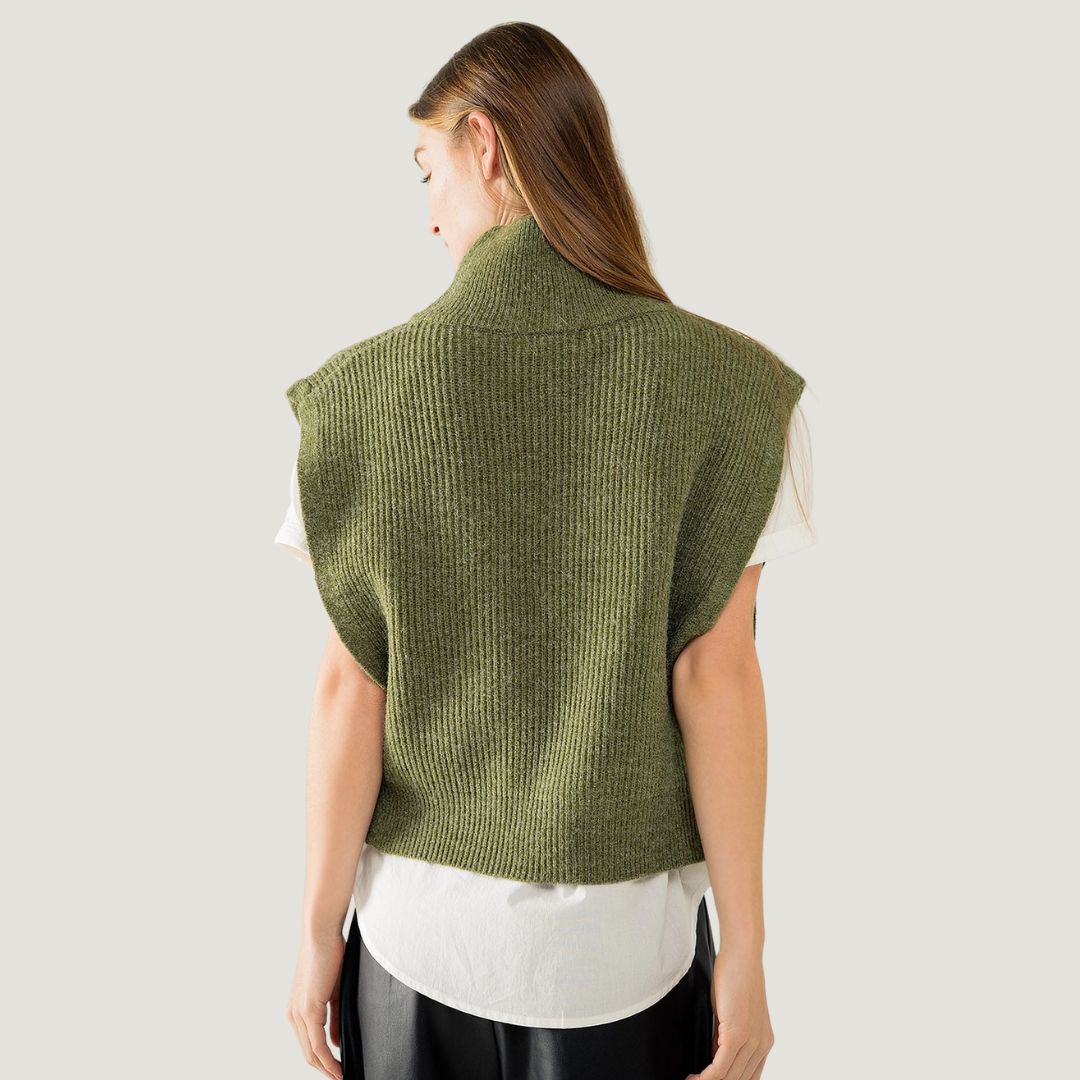 Gestrickte Weste mit halbem Reißverschluss grün
