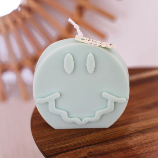 Smiley Kerze handgemacht aus Rapswachs mint