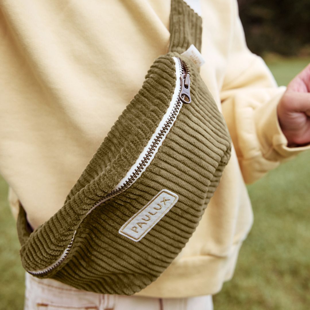 Kinder Bauchtasche in Cordoptik olive personalisierbar