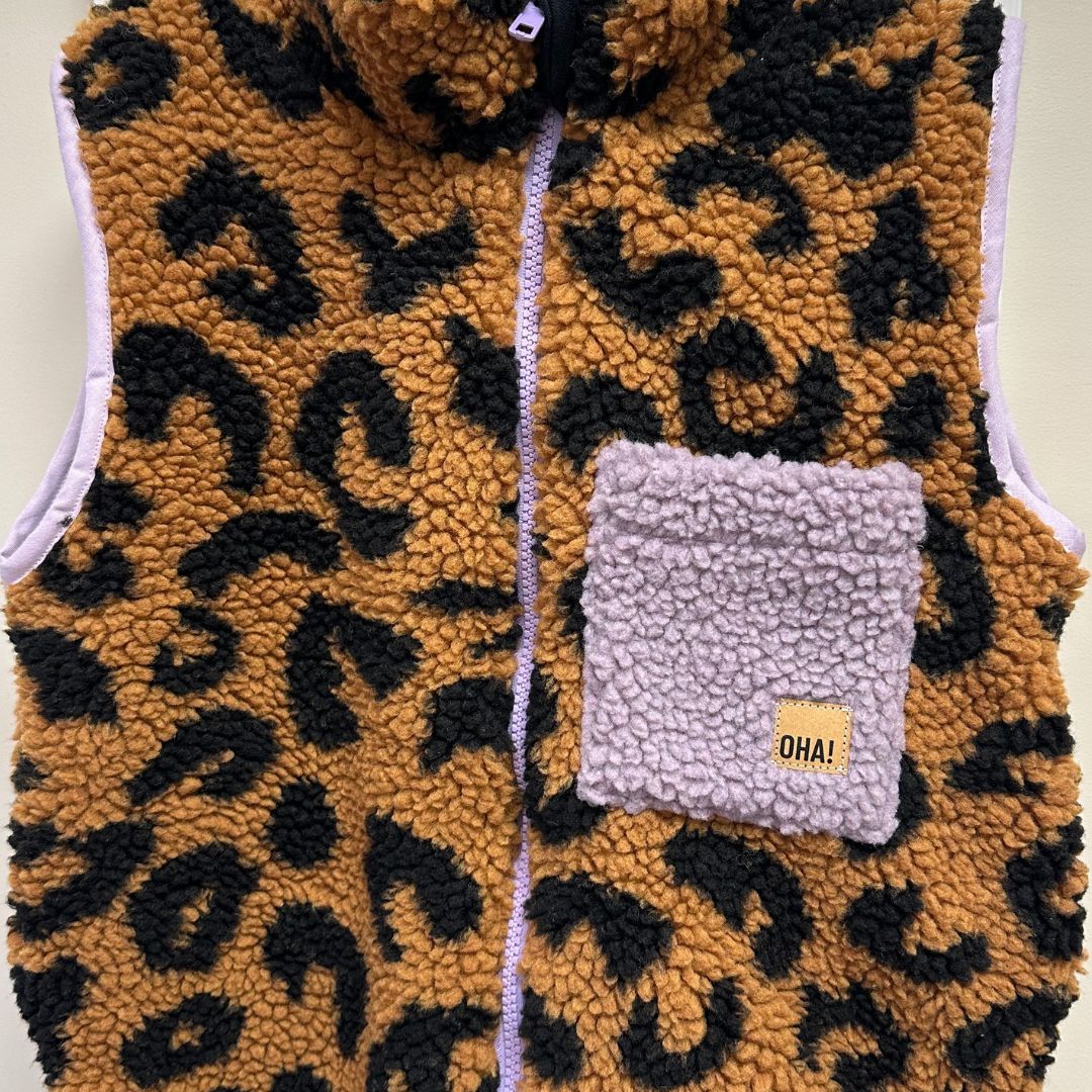 Unikat | Kinder Plüsch-Weste Leo 'OHA'