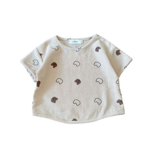 Kinder Waffle-Shirt mit süßem Allover Print beige