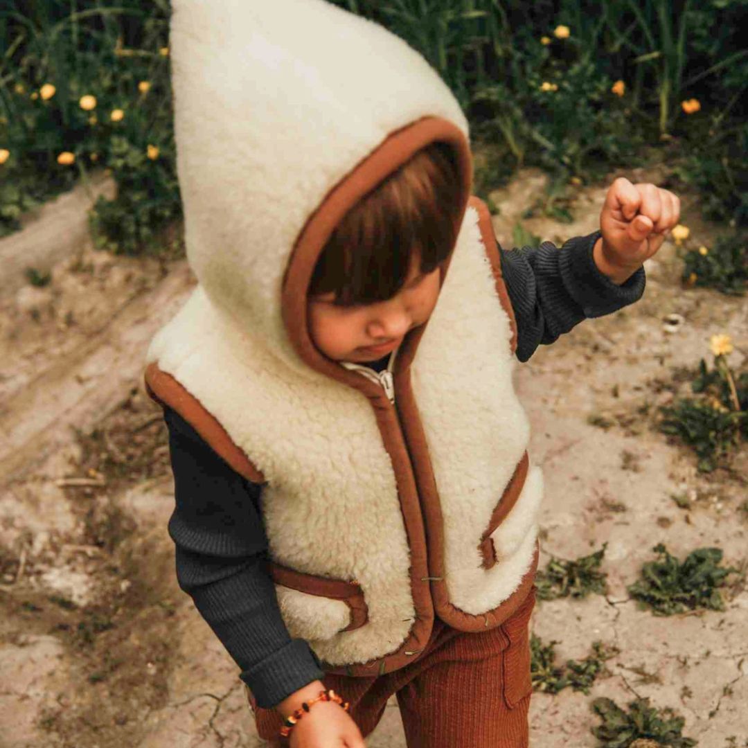 Kinder Weste aus Merinowolle mit Kapuze beige