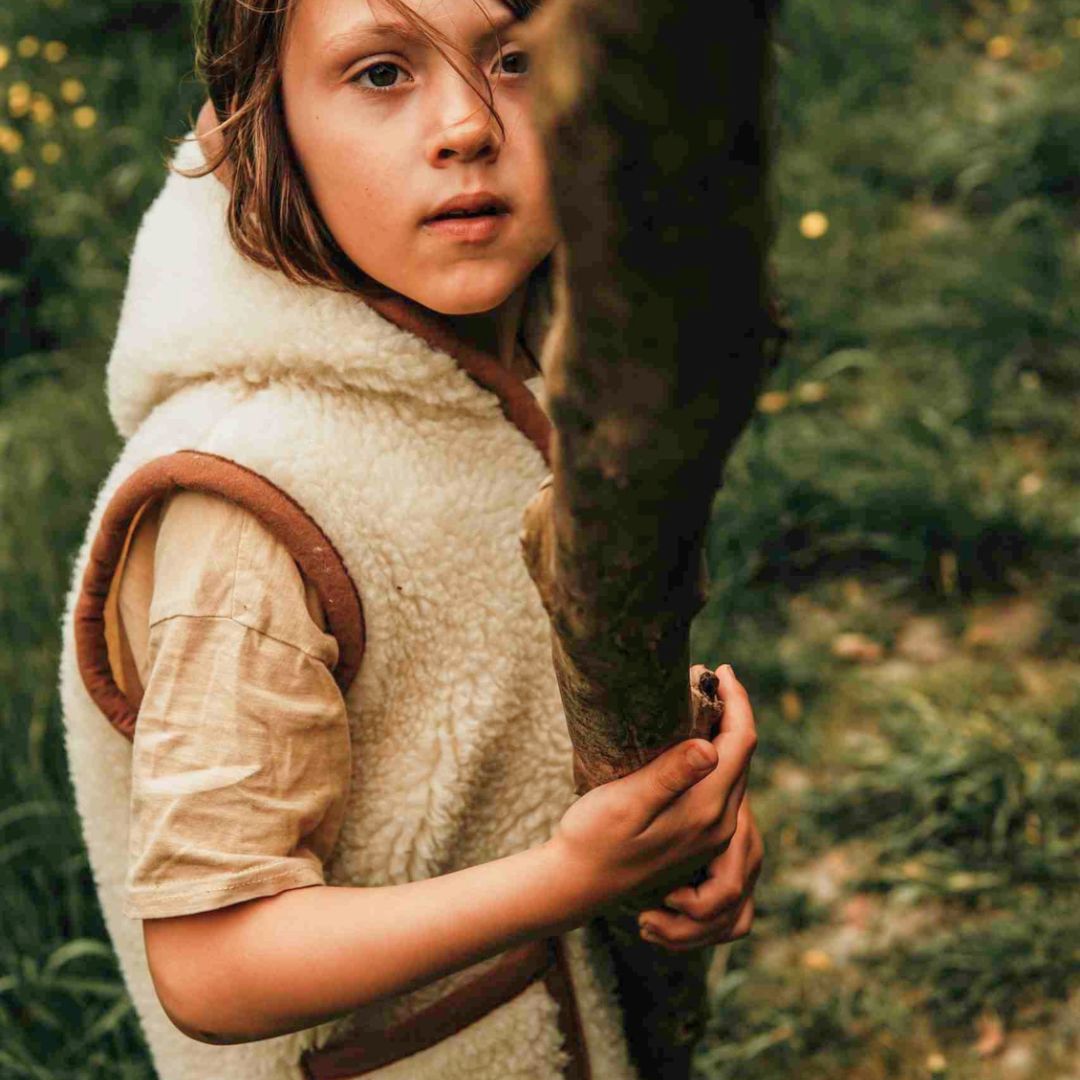 Kinder Weste aus Merinowolle mit Kapuze beige