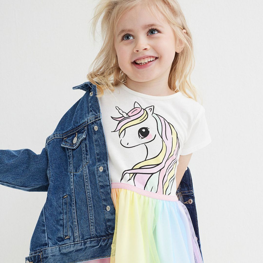 Kurzarm Kleid mit Regenbogentüll 'Einhorn'