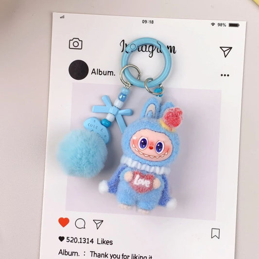 Labubu inspirierter Schlüsselanhänger 'LOVE' Pompon blau