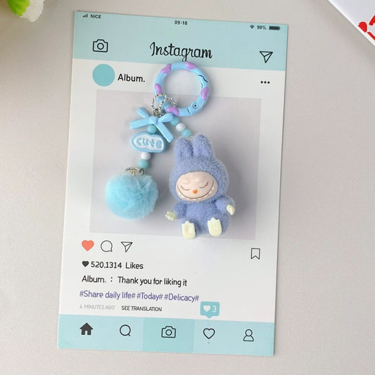 Niedlicher Labubu inspirierter Schlüsselanhänger Pompon/blau