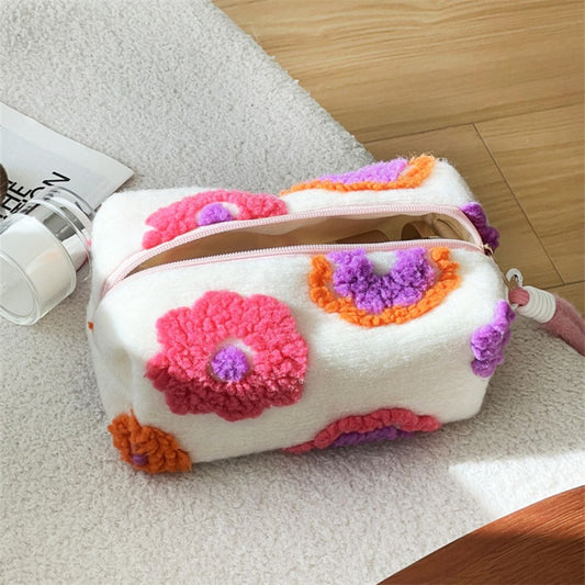 Makeup Tasche 'Romantic Flower Plush'