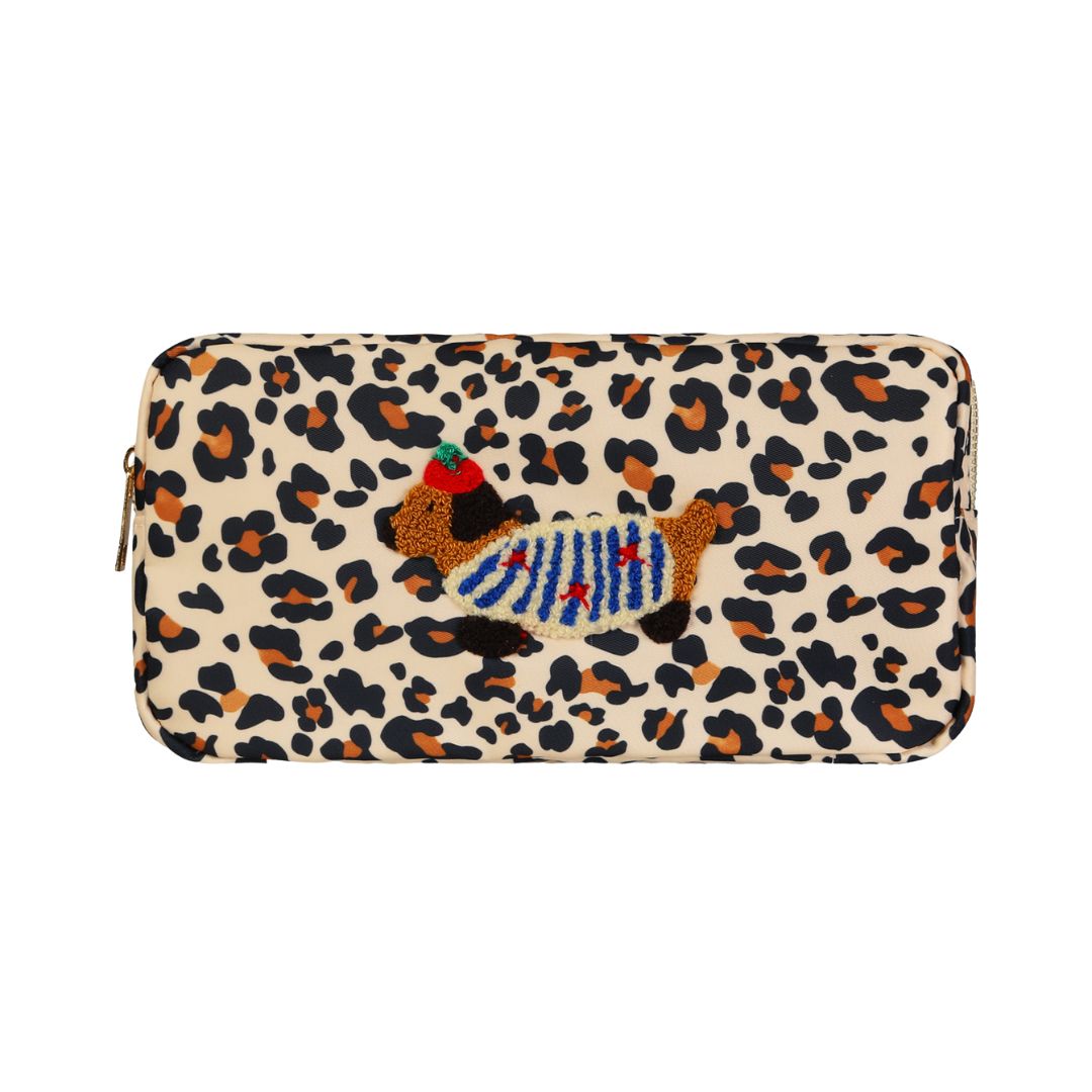 Make-up-Tasche mit Lopardenmuster und witziger Dackel-Applikation