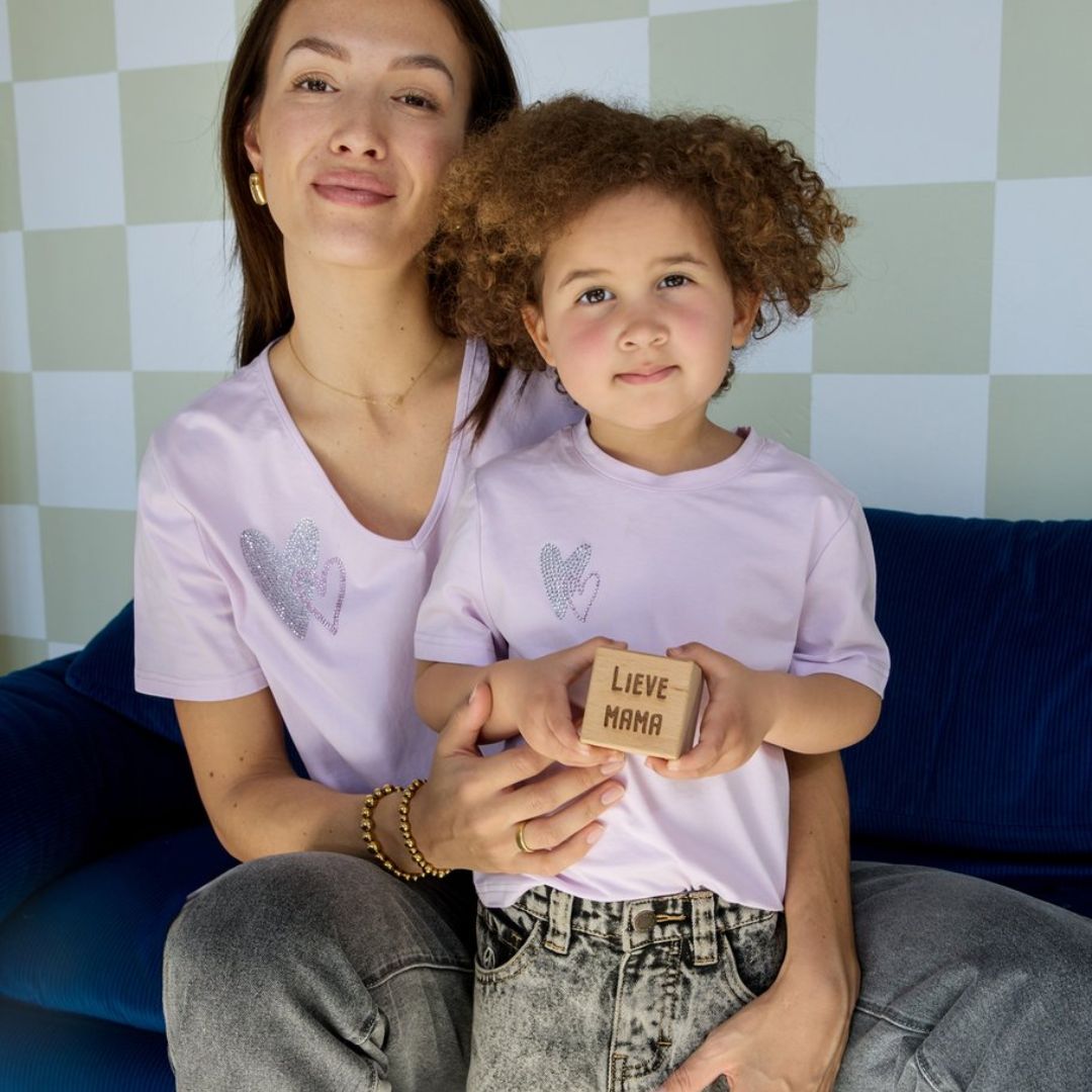 T-Shirt Kids purple mit Herzapplikation
