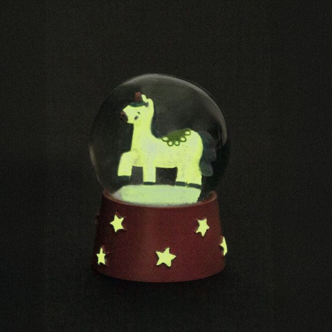 Nachtleuchtende Schneekugel 'Einhorn'
