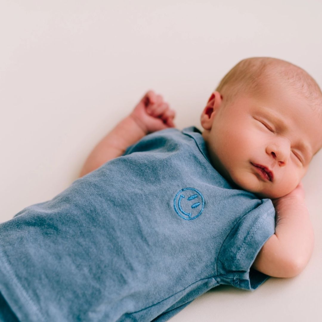 Baby T-Shirt mit Smiley blau