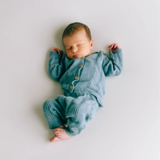Neugeborenen Set aus Jacke und Hose blau