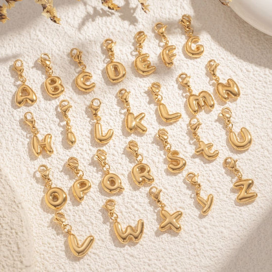 Personalisierbare Anhänger Buchstaben gold